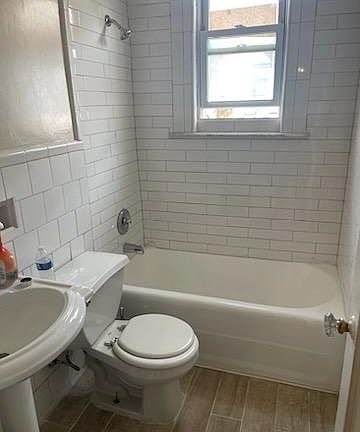 4th image of 115 W Sidney Ave