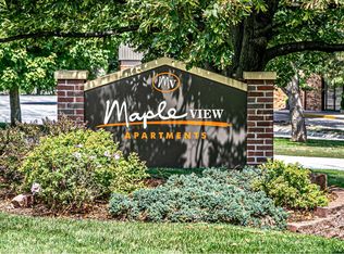 Maple View Apartments, Omaha, NE 68134