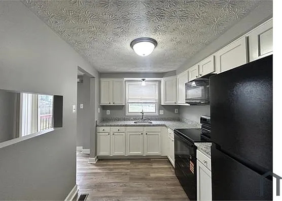 2607 S Paca St — Photo 2