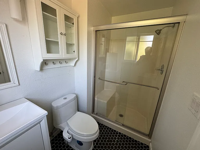 17485 NW Ashland Dr — Photo 1