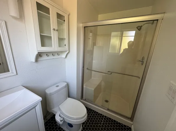 17485 NW Ashland Dr, Portland, OR 97229