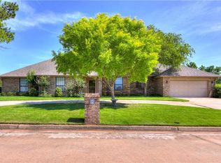 2308 Lakeside Cir, Shawnee, OK 74801