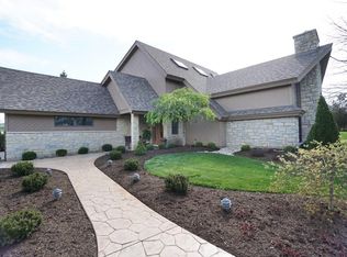 1060 Hart Rd, Lebanon, OH 45036