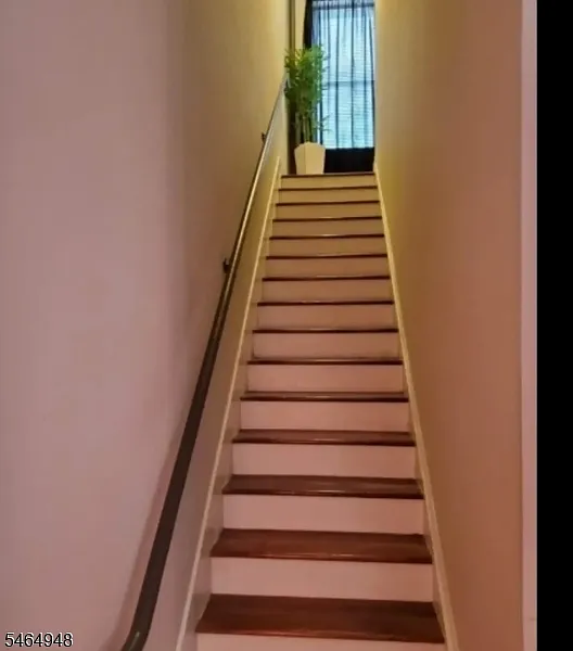 3 bed, 2.0 bath, $2,150 — Photo 4