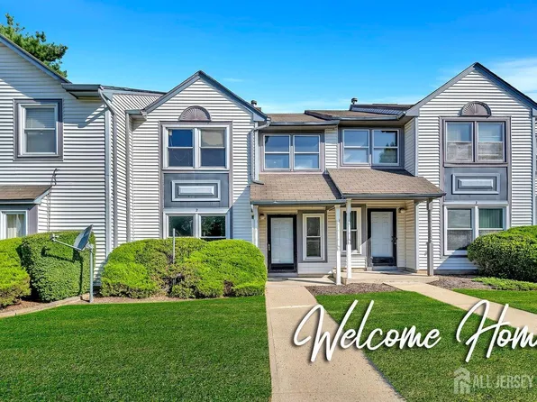 2 Harmony Way, Sayreville, NJ 08872