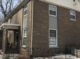 1811 Sutton Pl APT A, Bettendorf, IA