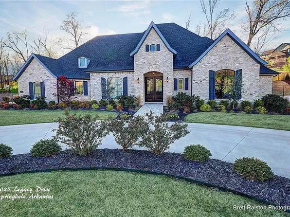 4025 Legacy Dr, Springdale, AR 72762