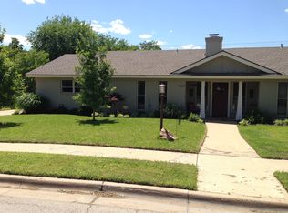 3621 Shady Brook Dr, Bedford, TX 76021