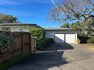 3365 Holland Dr, Santa Rosa, CA 95404