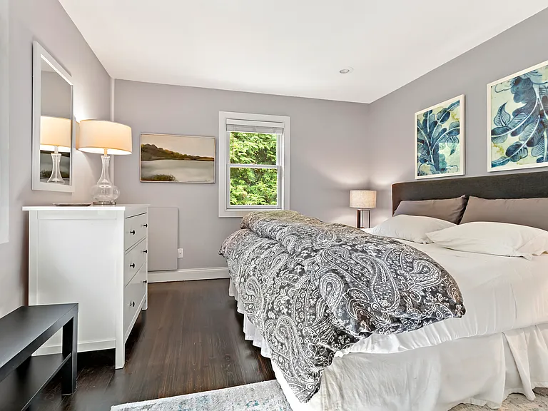 Millstone Dr — Photo 23