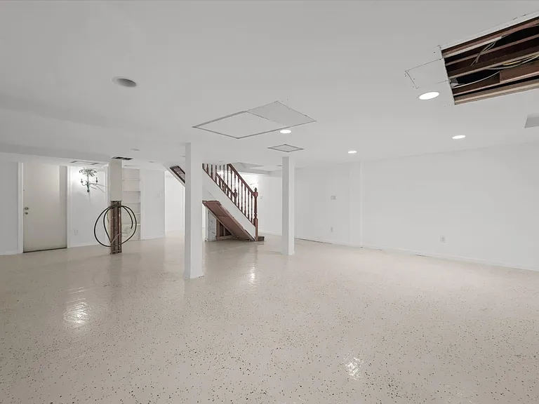 17 Pinewood Rd — Photo 25