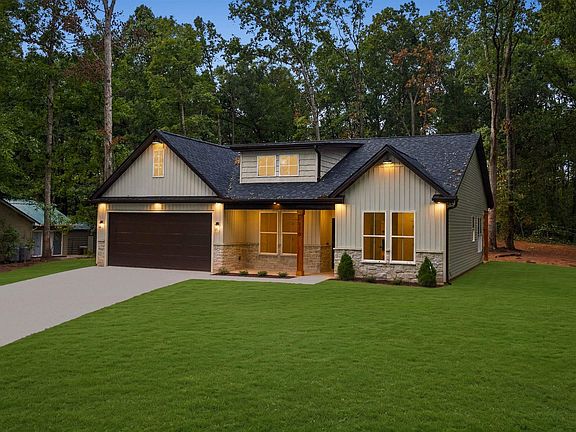 5th image of 110 Preston Way