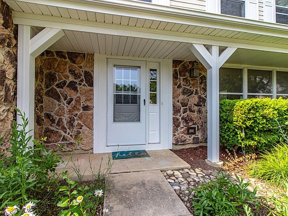 2nd image of 757 Brookdale Dr