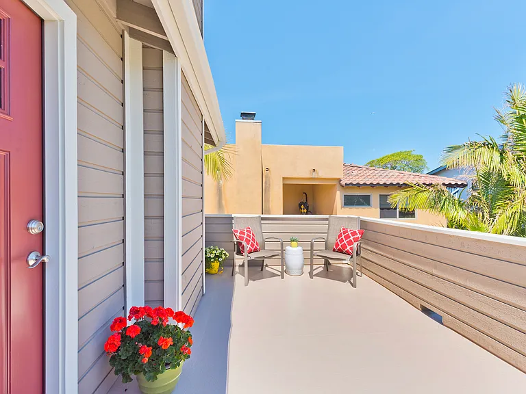 4587 Bermuda Ave — Photo 3