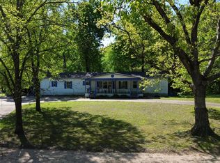 158 Private Road 122, Eucha, OK 74342