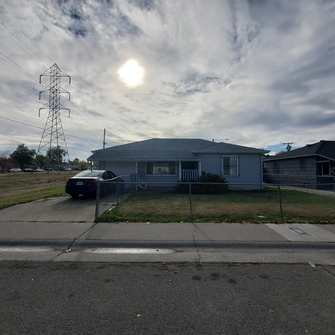 1916 Grand Ave photo 1