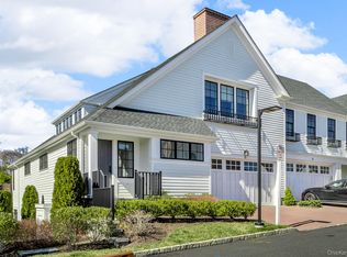 15 Honeysuckle Ln, Rye Brook, NY 10573