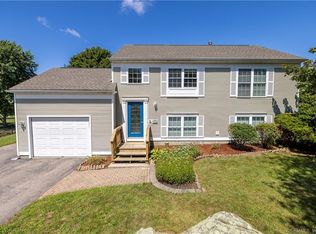 162 Daniel Brown Dr, Groton, CT 06355