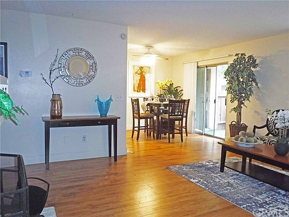 4th image of 23605 Golden Springs Dr Unit J4