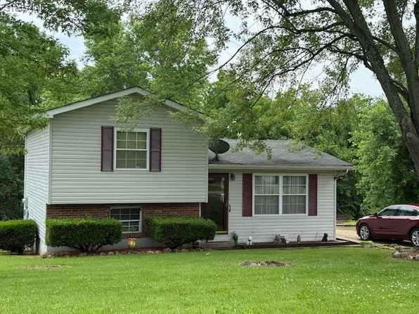 338 Kronos Dr, De Soto, MO 63020