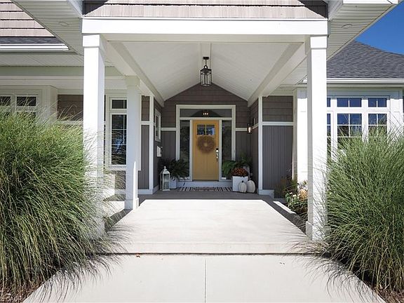 2nd image of 5434 7th Line