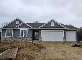 361 Whitetail Trl, Belvidere, IL 61008