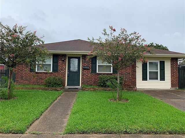 1st image of 1017 Price Dr