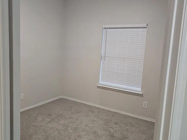 6609 Pecanwood Dr — Photo 6