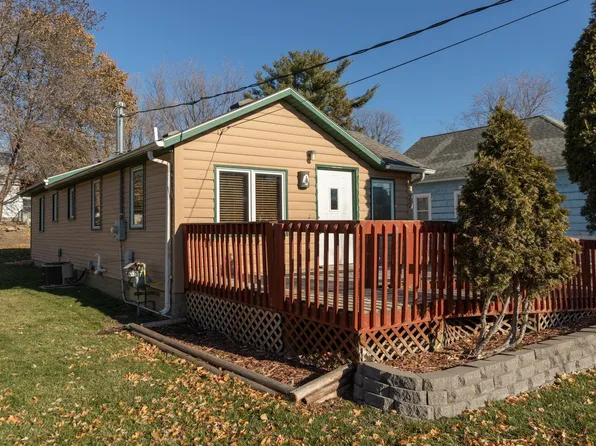 725 7th St NW, Rochester, MN 55901