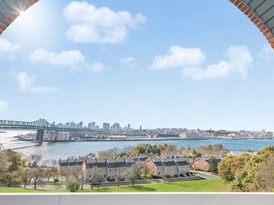 50 Boatswains Way APT 508, Chelsea, MA, 02150