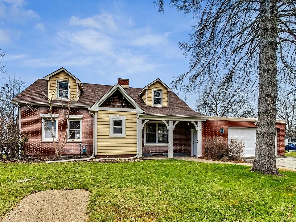1st image of 26301 N Acorn Ln