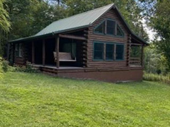 5998 Barlow Way, Three Springs, PA 17264