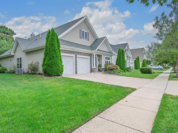 101 Violet Dr, Egg Harbor Township, NJ 08234