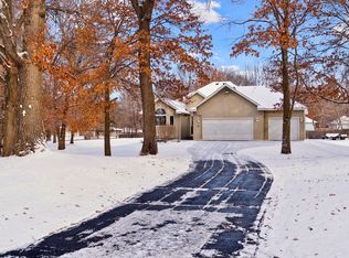 39 154th Ave NE, Ham Lake, MN 55304