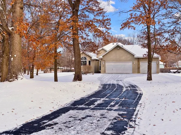 39 154th Ave NE, Ham Lake, MN 55304