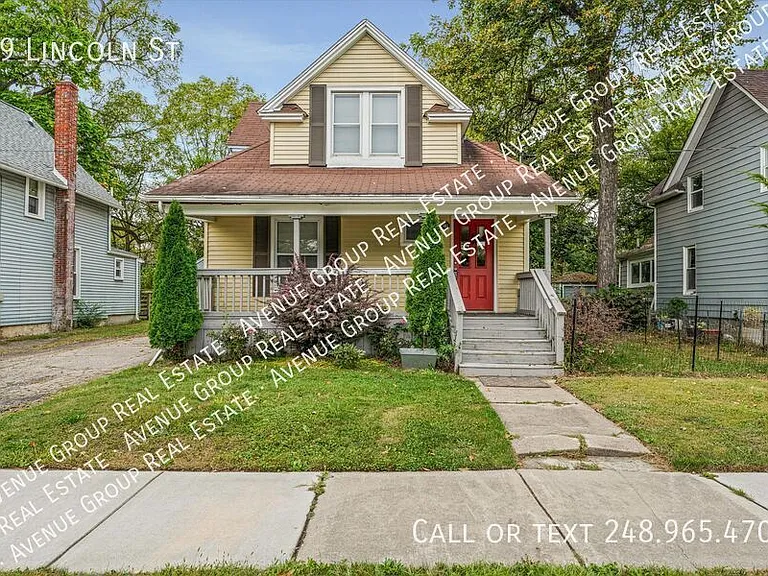 69 Lincoln St — Photo 2