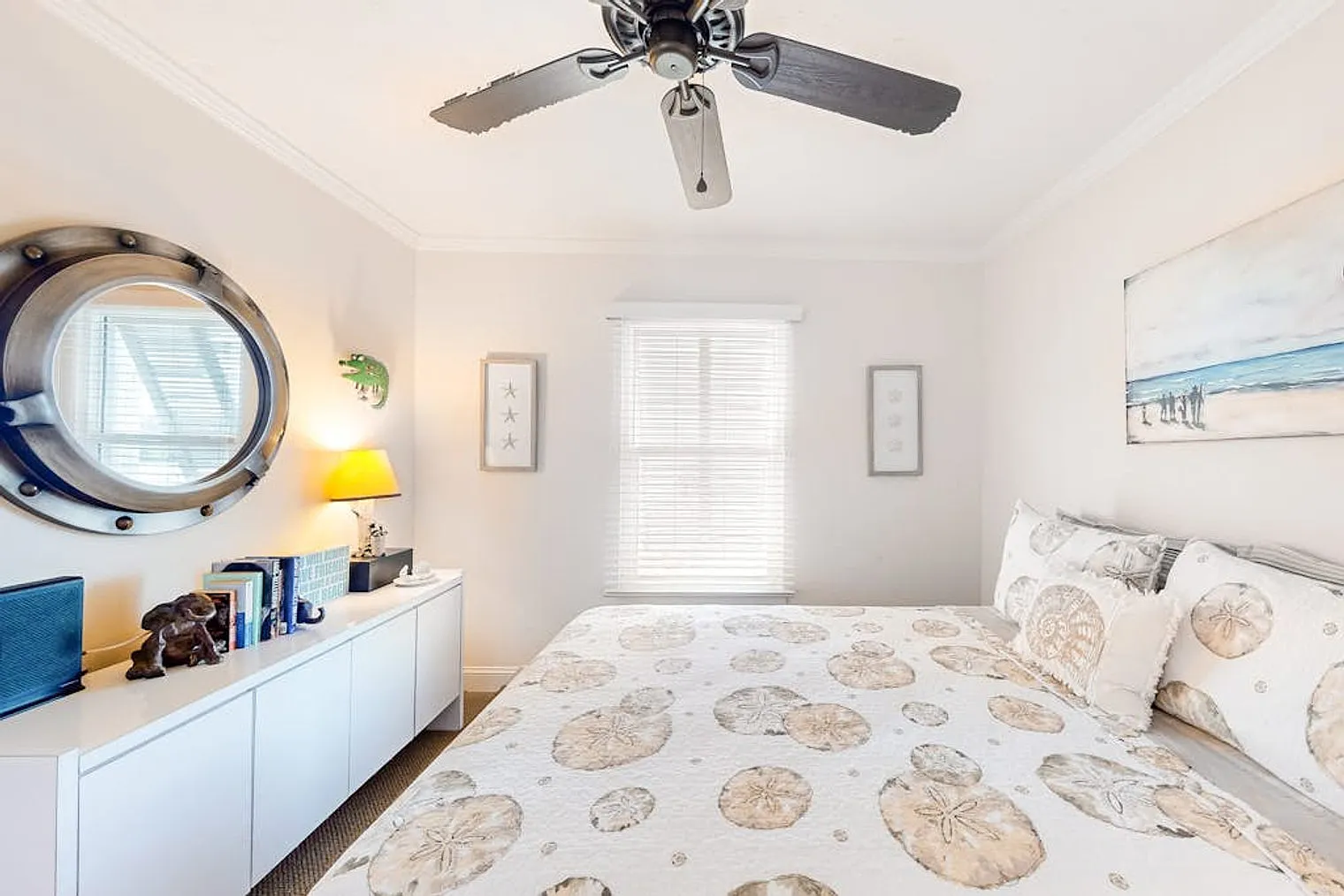 2 bed, 1.0 bath, 1108 sqft, $1,958 — Photo 3