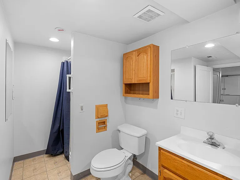 9831 N Edison St — Photo 21