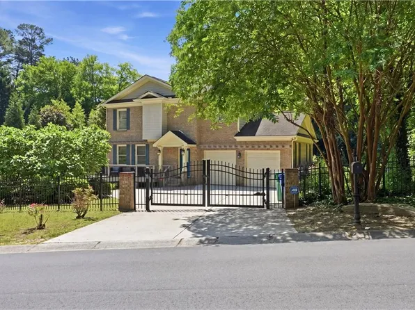 2425 Flair Knoll Dr NE, Atlanta, GA 30345