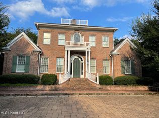 100 Hillview Ct, Brandon, MS 39042