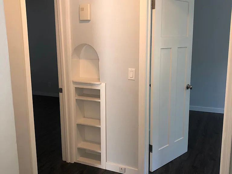 1107 Grant Ave — Photo 14