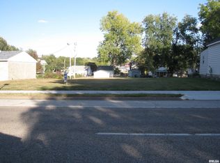 1024 N 4th St, Quincy, IL 62301