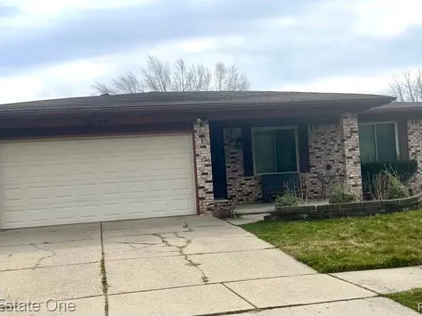 15734 Jennifer Ct, Fraser, MI 48026