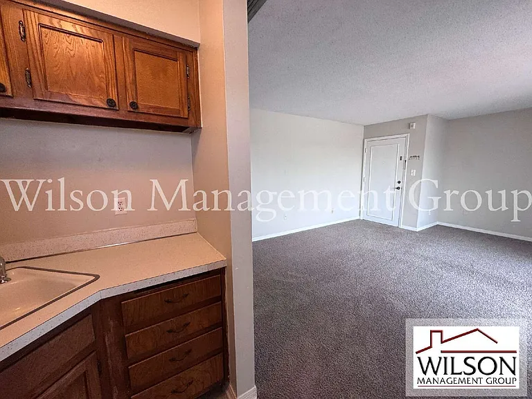 525 Georgetown Dr — Photo 8