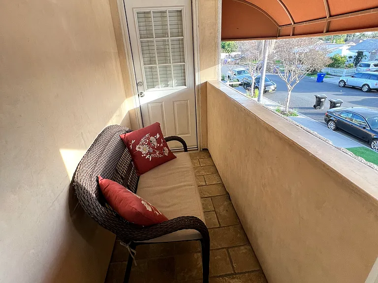 Comolette St — Photo 18