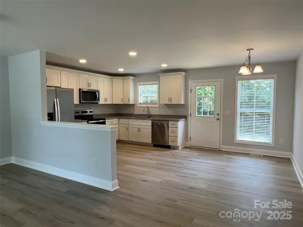 718 Park Ave, Salisbury, NC 28144