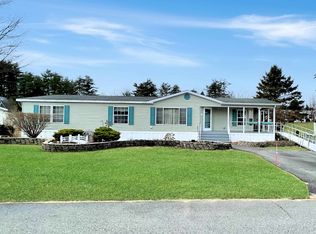 9 Seneca St, Rochester, NH 03867