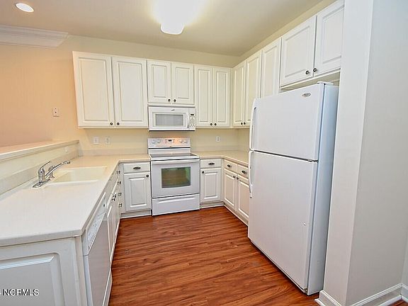 5th image of 395 S Crow Creek Drive NW #1207