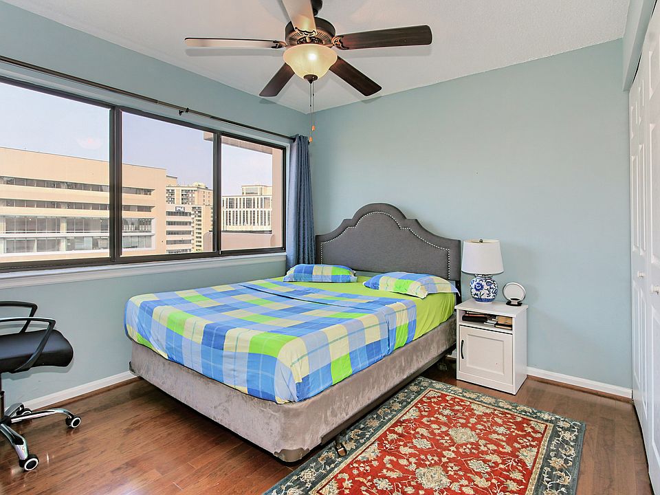 This is the room for rent. It is unfurnished