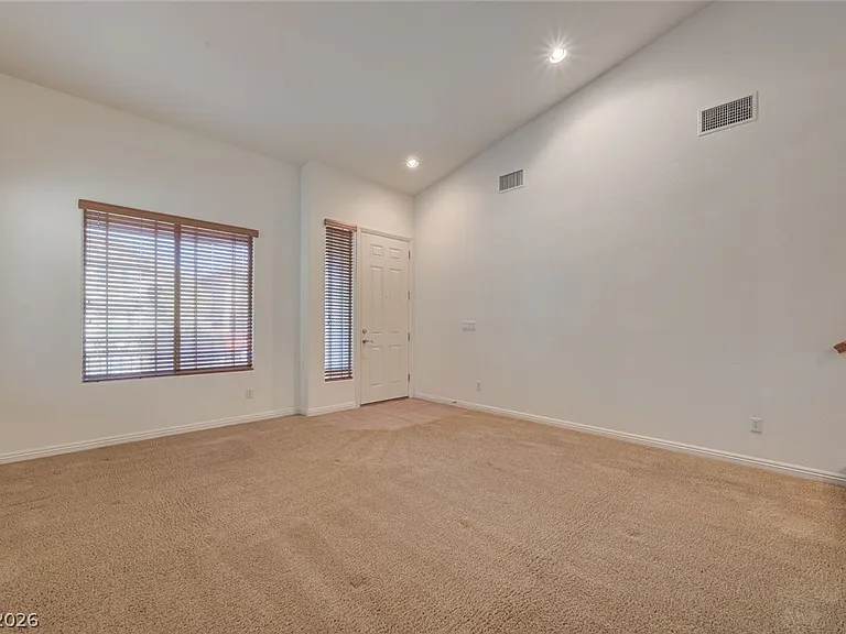 5921 Altissimo St — Photo 14